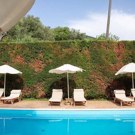 Vila Florika Hotel Borsh Buitenkant foto