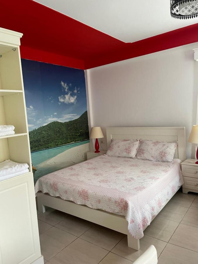 Vila Florika Hotel Borsh Buitenkant foto