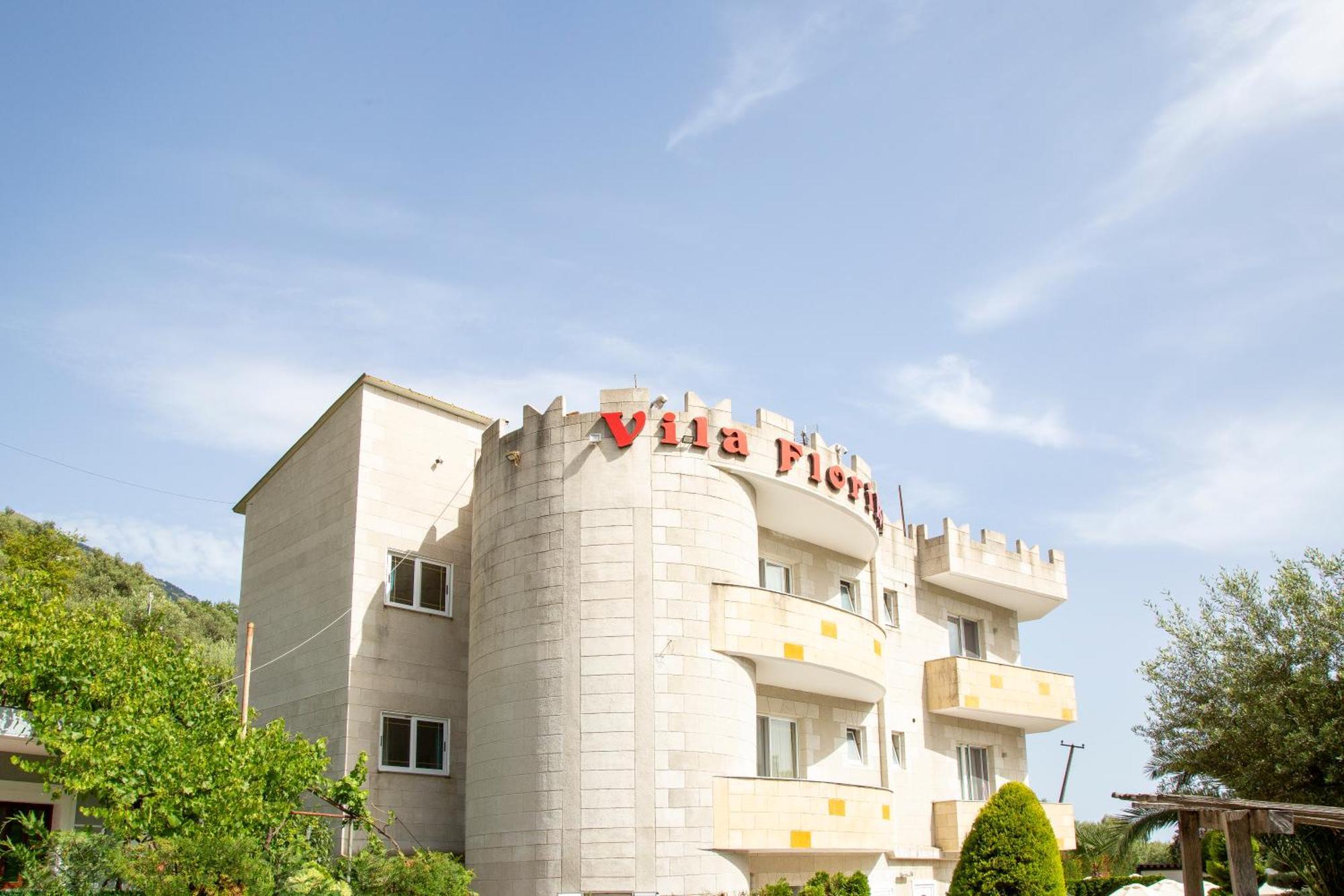 Vila Florika Hotel Borsh Buitenkant foto