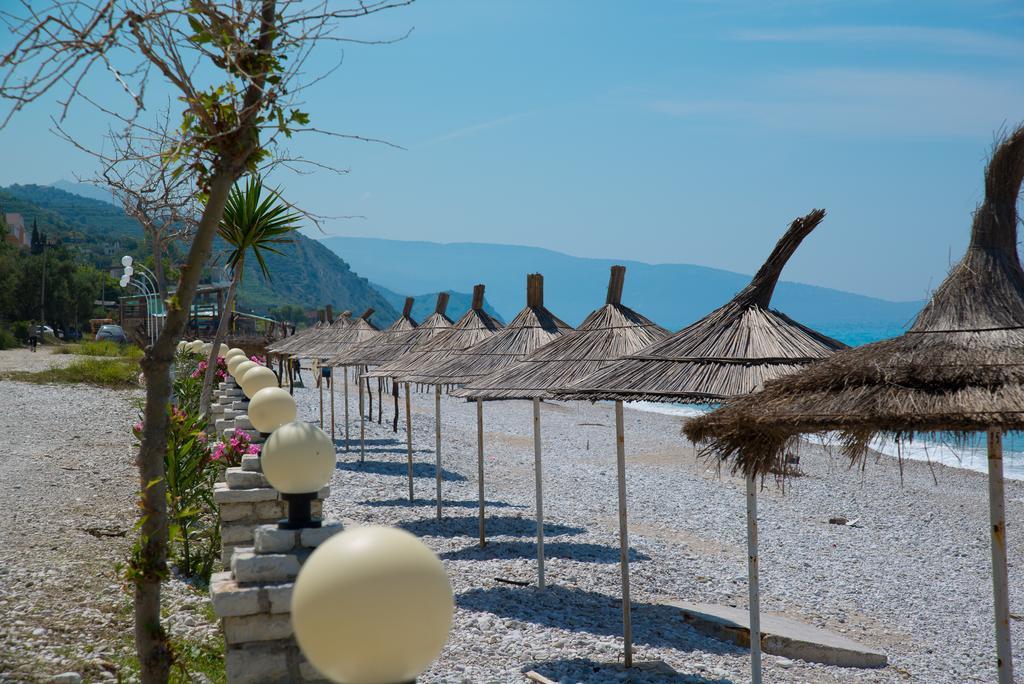 Vila Florika Hotel Borsh Buitenkant foto