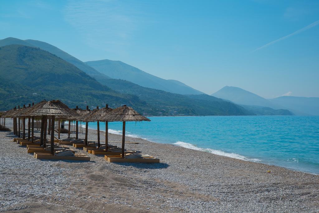 Vila Florika Hotel Borsh Buitenkant foto