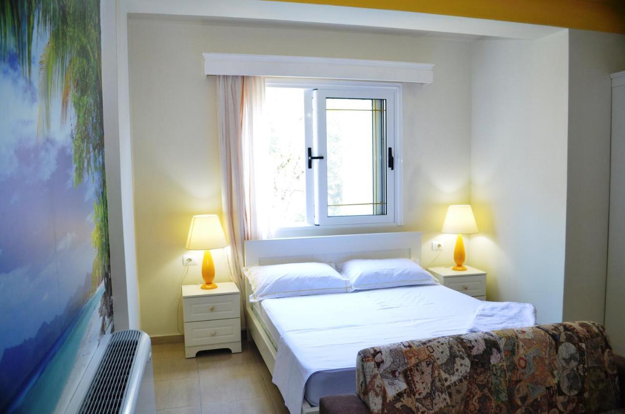 Vila Florika Hotel Borsh Kamer foto