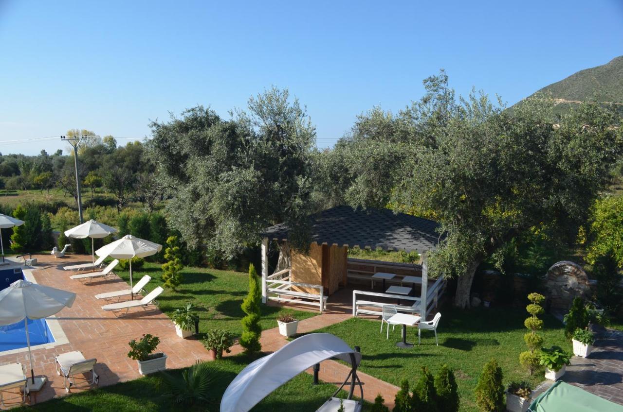 Vila Florika Hotel Borsh Buitenkant foto