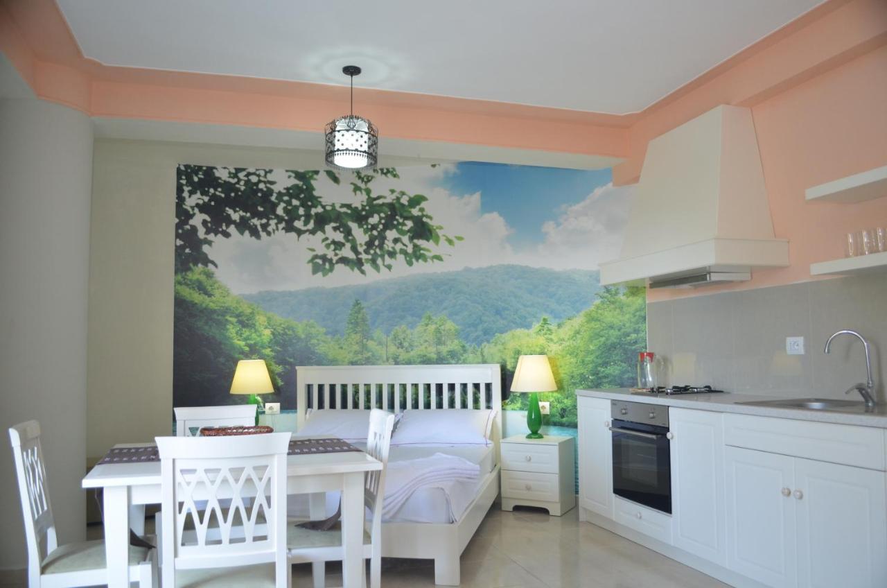Vila Florika Hotel Borsh Buitenkant foto